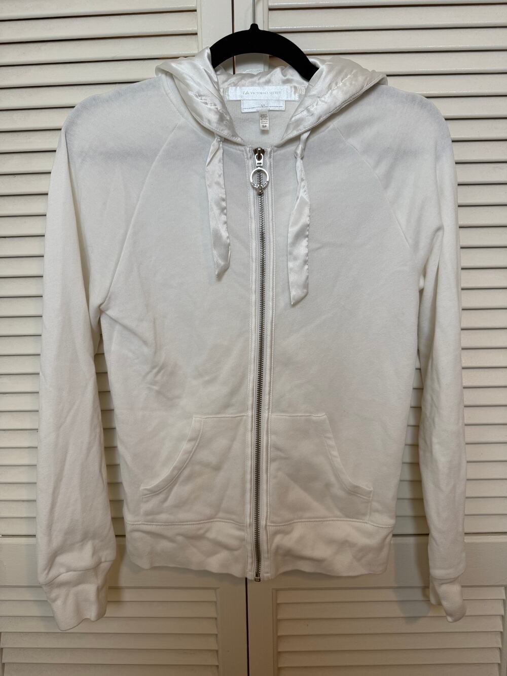 NWT Victoria's Secret Brides White Satin Button Down Long Sleeve - XS